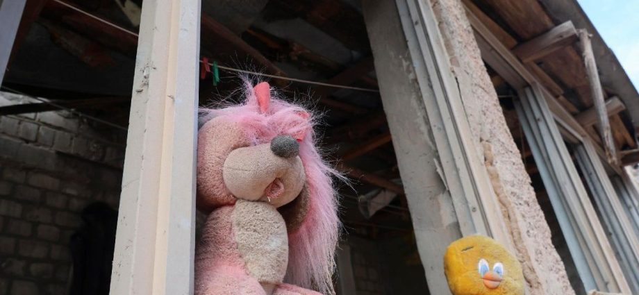 Aumento alarmante de crianças afetadas na Ucrânia desde fevereiro de 2022