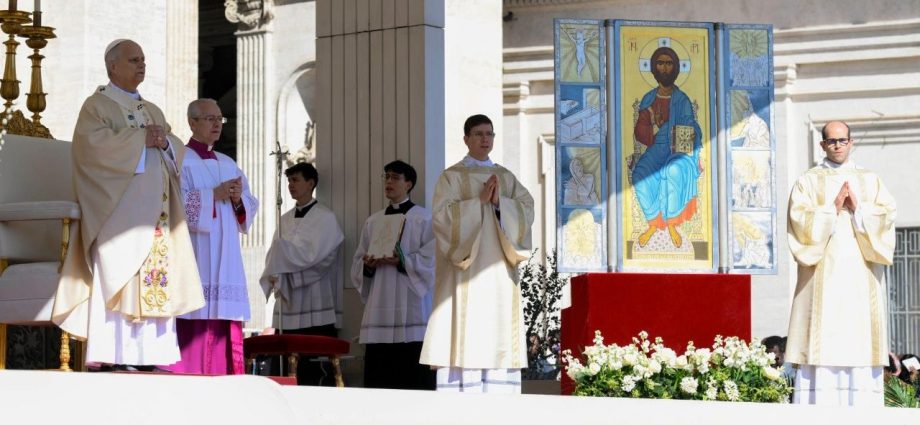 Papa Francisco destaca esperança da Páscoa em homilia dominical