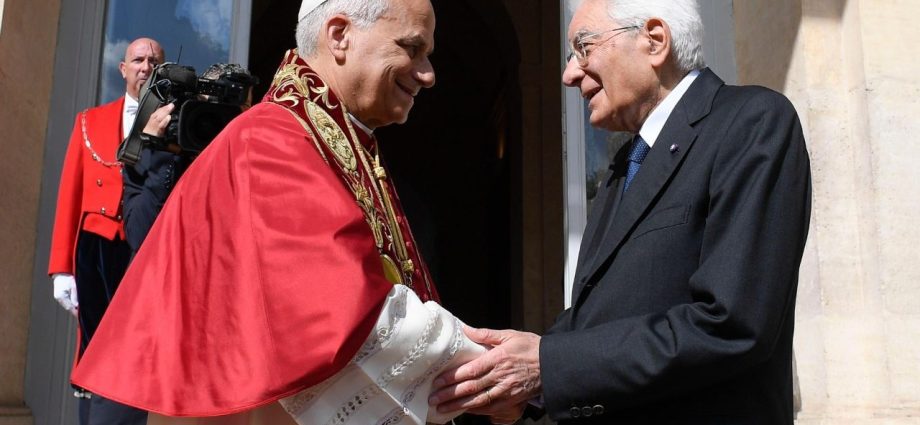 Presidente da Itália envia mensagem ao Papa pedindo paz e diálogo