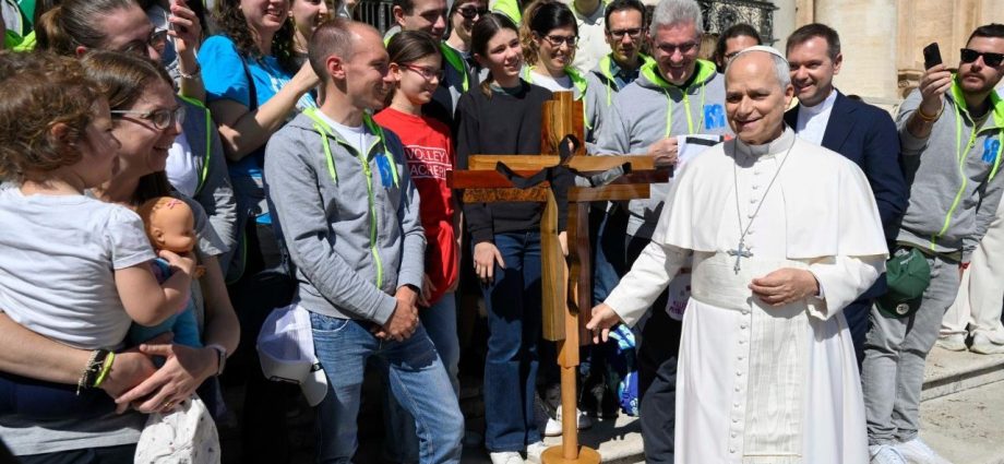 Papa recebe 4 mil estudantes da Arquidiocese de Milão e a Cruz dos Esportistas