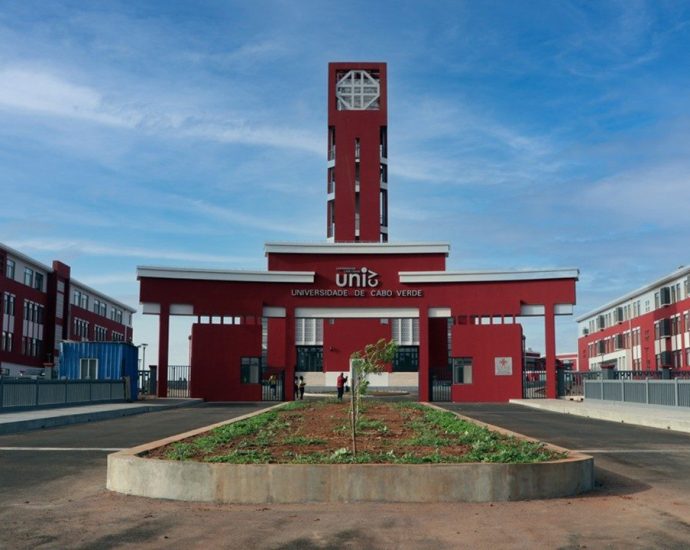 Universidade de Cabo Verde discute Ética da Investigação em Dia Mundial da Saúde