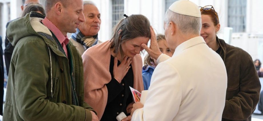 Papa Lamenta Vítimas do Tiroteio em Graz durante Audiência Geral