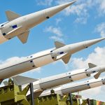 FMI aponta aumento significativo nos investimentos em defesa mundial