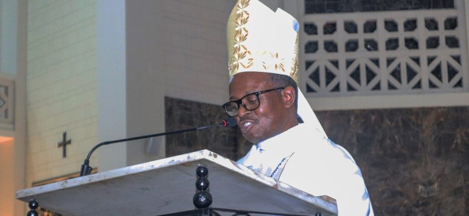 Dom Inácio Saúre defende igualdade de oportunidades para unidade nacional