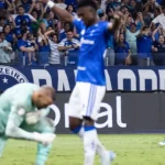 Cruzeiro derrota Grêmio e sai da zona de rebaixamento pela primeira vez em 2023