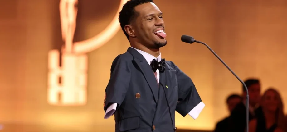 Gabrielzinho é homenageado como Atleta Paralímpico do Ano no Prêmio Laureus