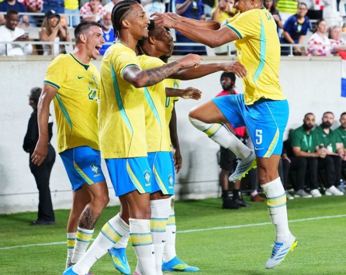 Brasil vence Croácia em amistoso e Ancelotti destaca disputa por vagas na Copa do Mundo
