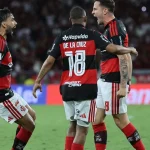 Flamengo vence Bahia, mas Paquetá deixa campo em lágrimas devido a lesão no joelho
