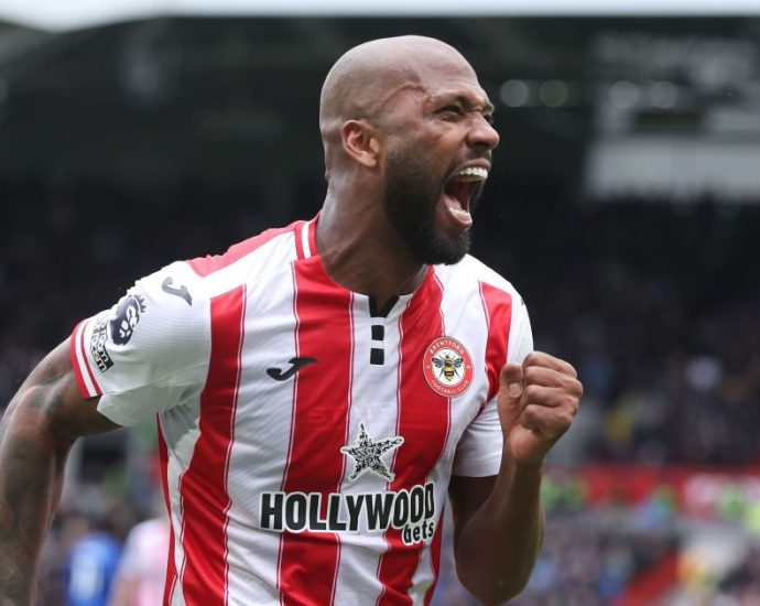 Igor Thiago se destaca e se aproxima da artilharia da Premier League