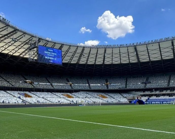 Cruzeiro e Grêmio se enfrentam às 20h30 em partida do Brasileirão