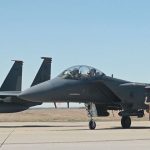 Piloto resgatado no Irã subiu montanha ferido, revela senador americano