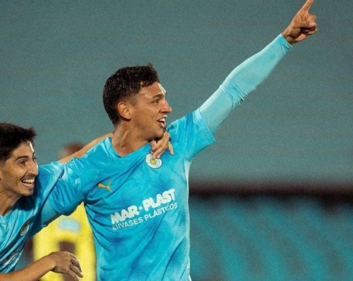 Grêmio é derrotado pelo Montevideo City Torque na estreia da Sul-Americana