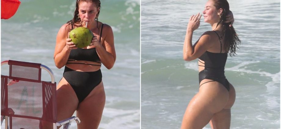 Paolla Oliveira é flagrada aproveitando dia de praia no Rio de Janeiro