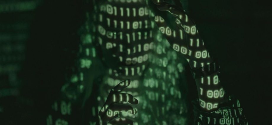 Racismo Algorítmico: A Influência da Tecnologia nas Desigualdades Sociais