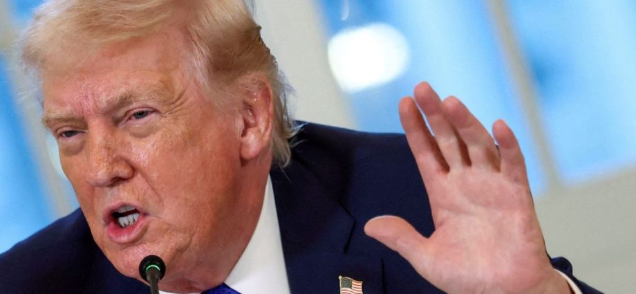 Trump afirma que prazo para acordo com o Irã é definitivo