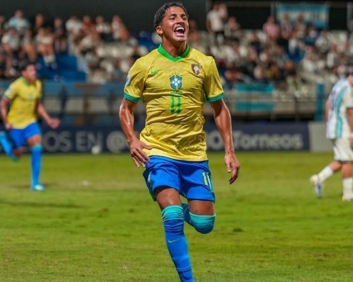Brasil goleia Argentina e avança no Sul-Americano Sub-17 com Riquelme em destaque