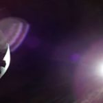 Missão Artemis II: Astronautas Vivenciam Eclipse Solar Através da Lua