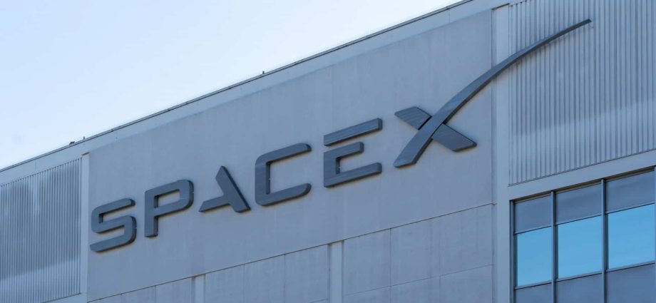 SpaceX Avança na Construção de Fábrica de Chips no Texas