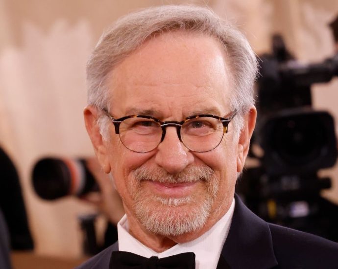 Steven Spielberg alerta sobre a falta de histórias originais em Hollywood