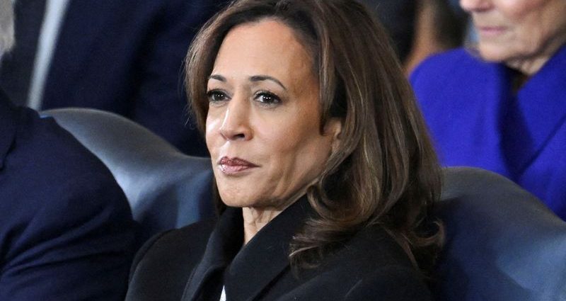 Kamala Harris considera candidatura à presidência em 2028