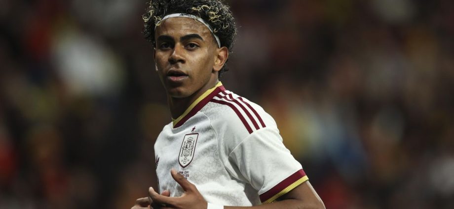 Lamine Yamal brilha em sua primeira Copa do Mundo e é destaque da seleção espanhola
