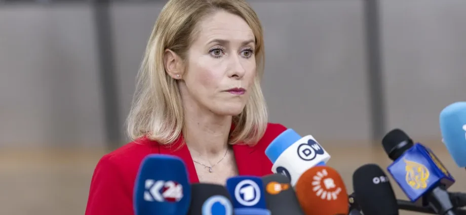 Chefe da política externa da UE critica eleições na Rússia como farsa democrática
