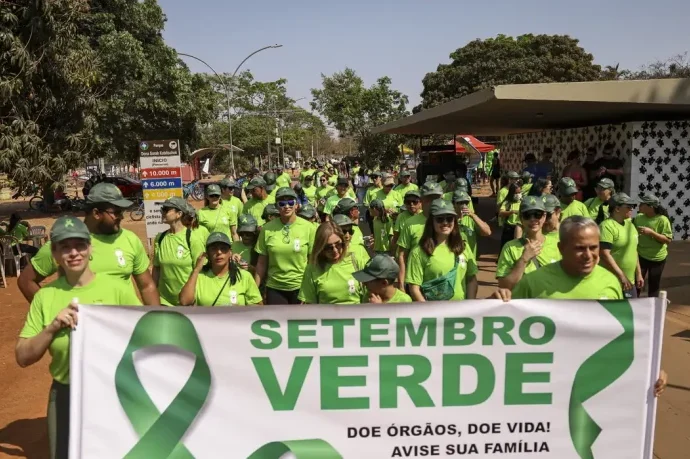 Atualizações sobre Saúde, Eleições e Justiça no Brasil