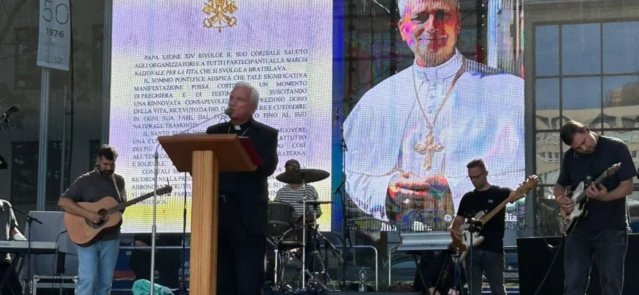 Papa Leão XIV destaca a importância da proteção à vida na Marcha pela Vida em Bratislava