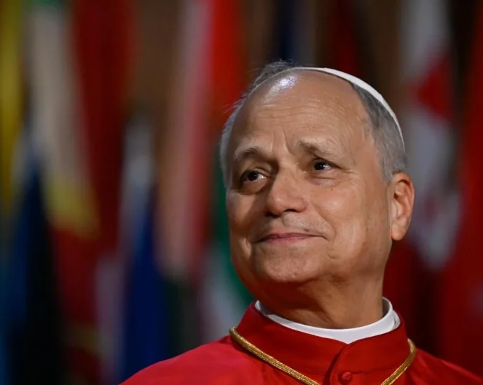 Papa destaca a dignidade humana em discurso na UNESCO