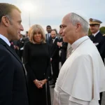 Papa Leão XIV conclui visita à França e retorna a Roma