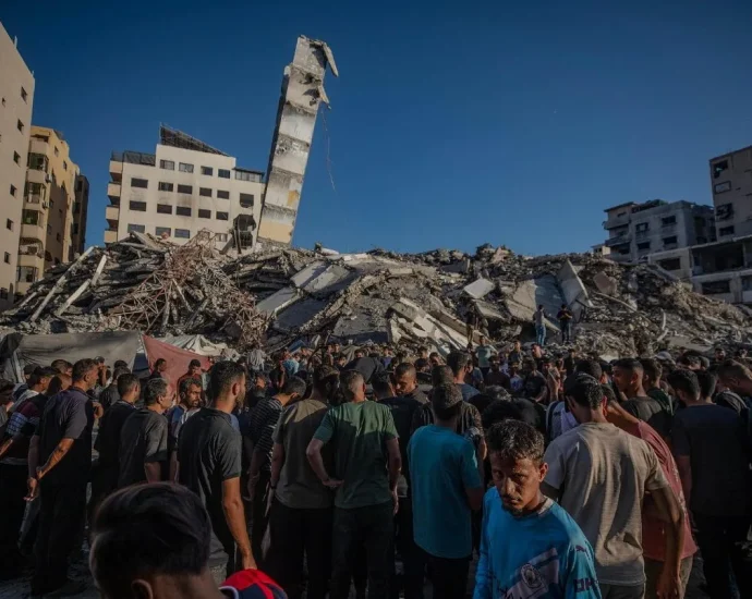 Gaza: Mais de 74 mil palestinos mortos desde o início da guerra