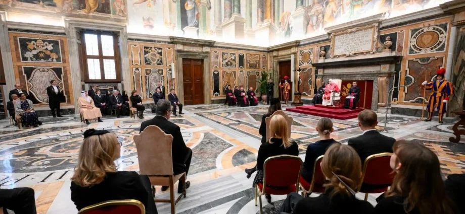Reflexões Diplomáticas Marcam Aniversário de Associação na Santa Sé