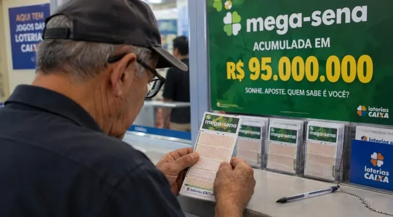 Mega-Sena acumula e prêmio atinge R$ 95 milhões