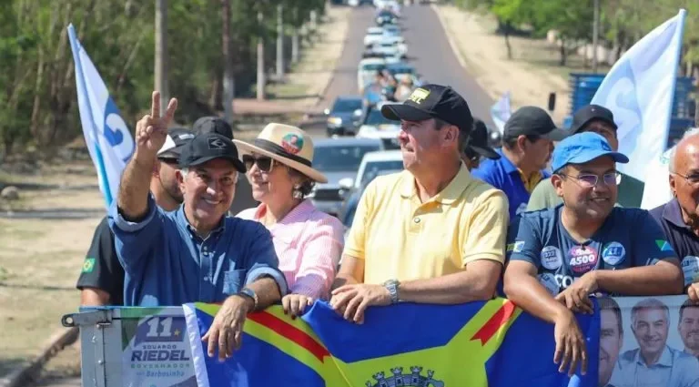 Reinaldo Azambuja realiza carreatas em Corumbá, Ladário, Aquidauana e Anastácio