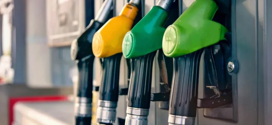 Chanceler alemão critica acordo de diesel entre EUA e Rússia e reafirma apoio à Ucrânia