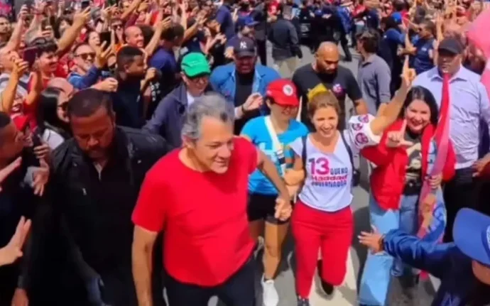 Haddad denuncia tentativa de bloqueio a ato de Lula na Avenida Paulista