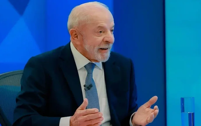 Lula protocola no TSE autorização para quebra de sigilos dele e de familiares