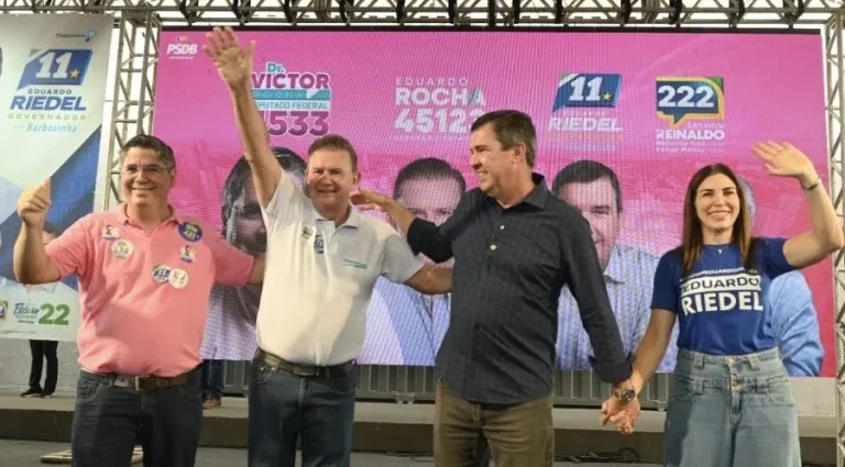 Lançamento das campanhas de Eduardo e Vitor Rocha reúne mais de 2 mil pessoas em Campo Grande