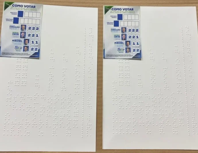 Reinaldo Azambuja lança material eleitoral em Braille para garantir acessibilidade