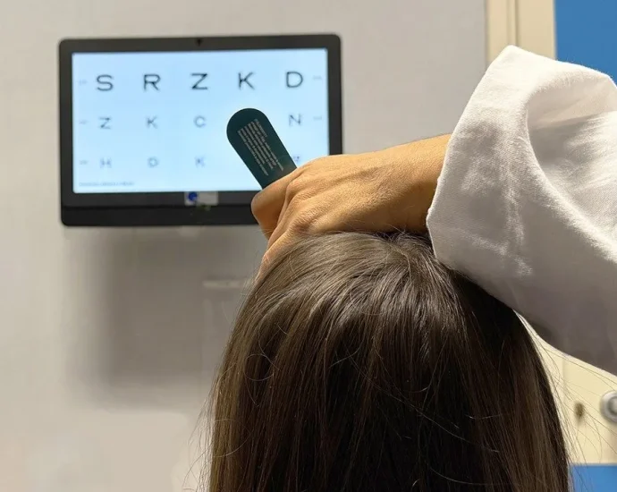 Hospital do Papa inaugura primeiro consultório da Itália para crianças com miopia