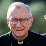 Cardeal Parolin afirma que Santa Sé condena o antissemitismo em todas as formas