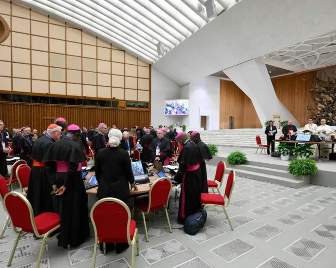 Desafios das Experiências Pastorais na Ásia em Debate com o Papa