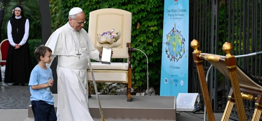 Papa convoca crianças a rezar 50 milhões de Ave-Marias pela paz mundial