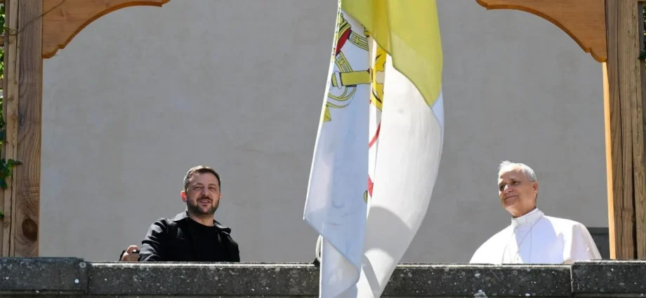 Papa Leão XIV contata Zelensky em busca de trégua e evacuação em Oleshky