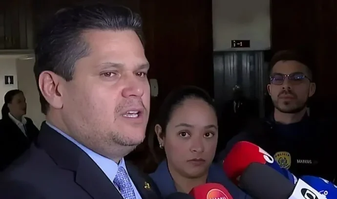 Alcolumbre adia votação da PEC da Segurança Pública para depois do segundo turno