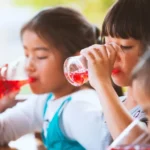 Energético, café e pipoca estão entre as principais dúvidas sobre alimentação infantil