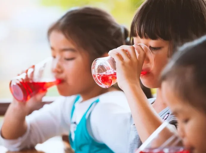 Energético, café e pipoca estão entre as principais dúvidas sobre alimentação infantil