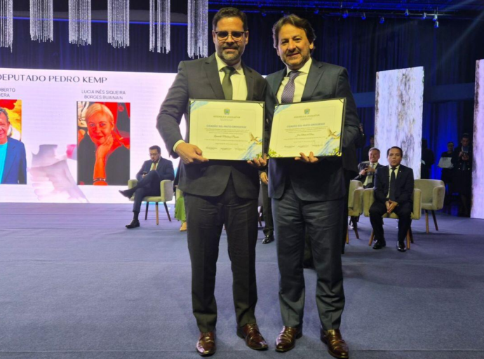 Executivos da Suzano recebem Título de Cidadão Sul-Mato-Grossense