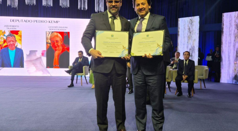 Executivos da Suzano recebem Título de Cidadão Sul-Mato-Grossense