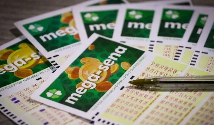 Mega-Sena acumula e prêmio chega a R$ 112 milhões